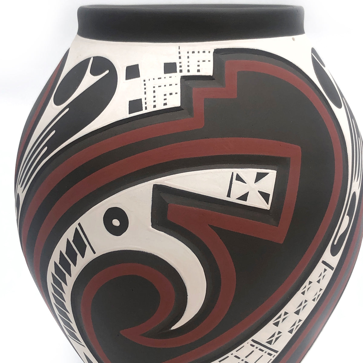 Engraved and Painted Pot by Lazaro Osuna Silveira